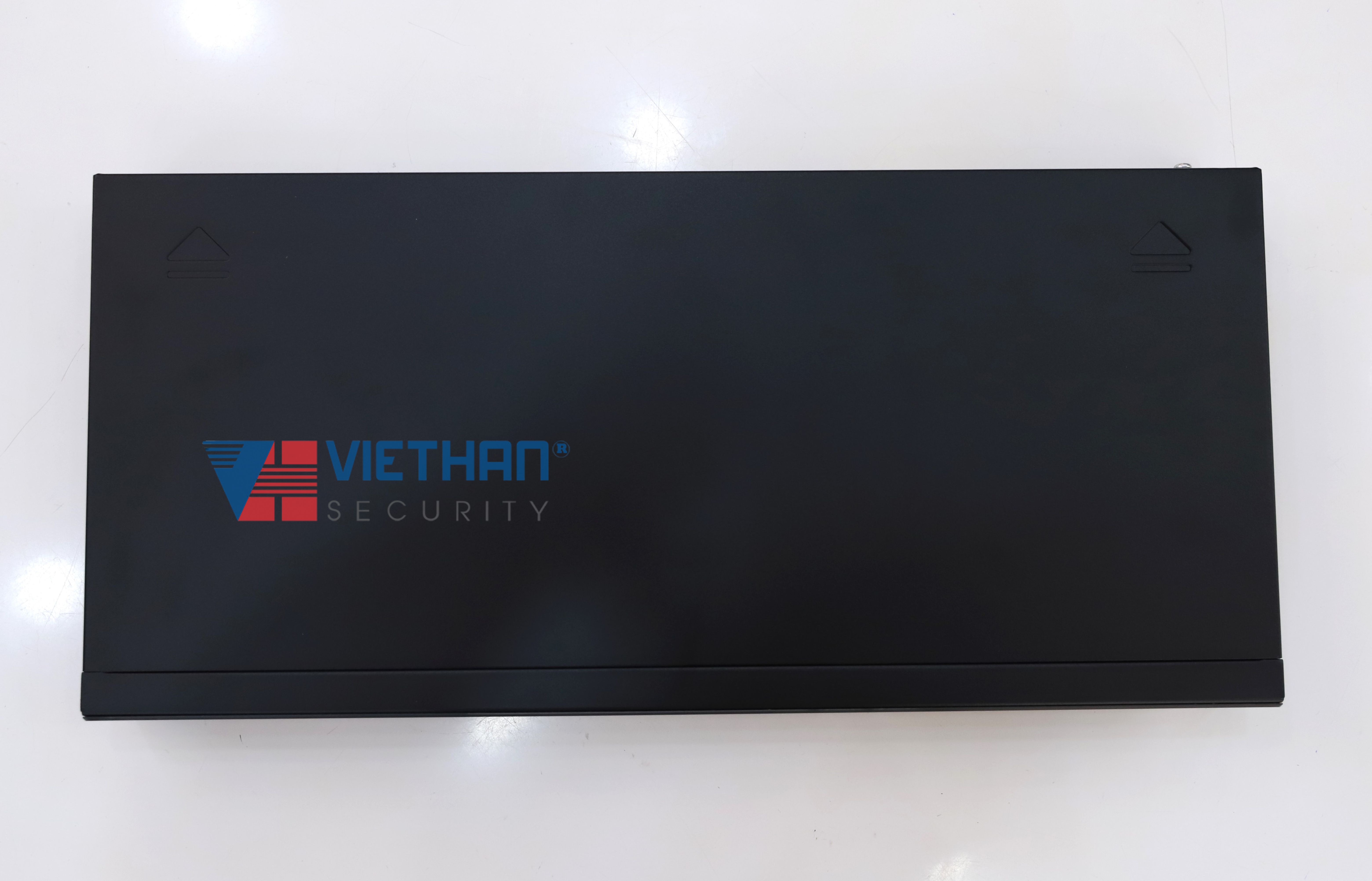 Smart Gateway 10 cổng Ruijie RG-EG310GH-E tốc độ 1.5Gbps, 300 người dùng đồng thời 