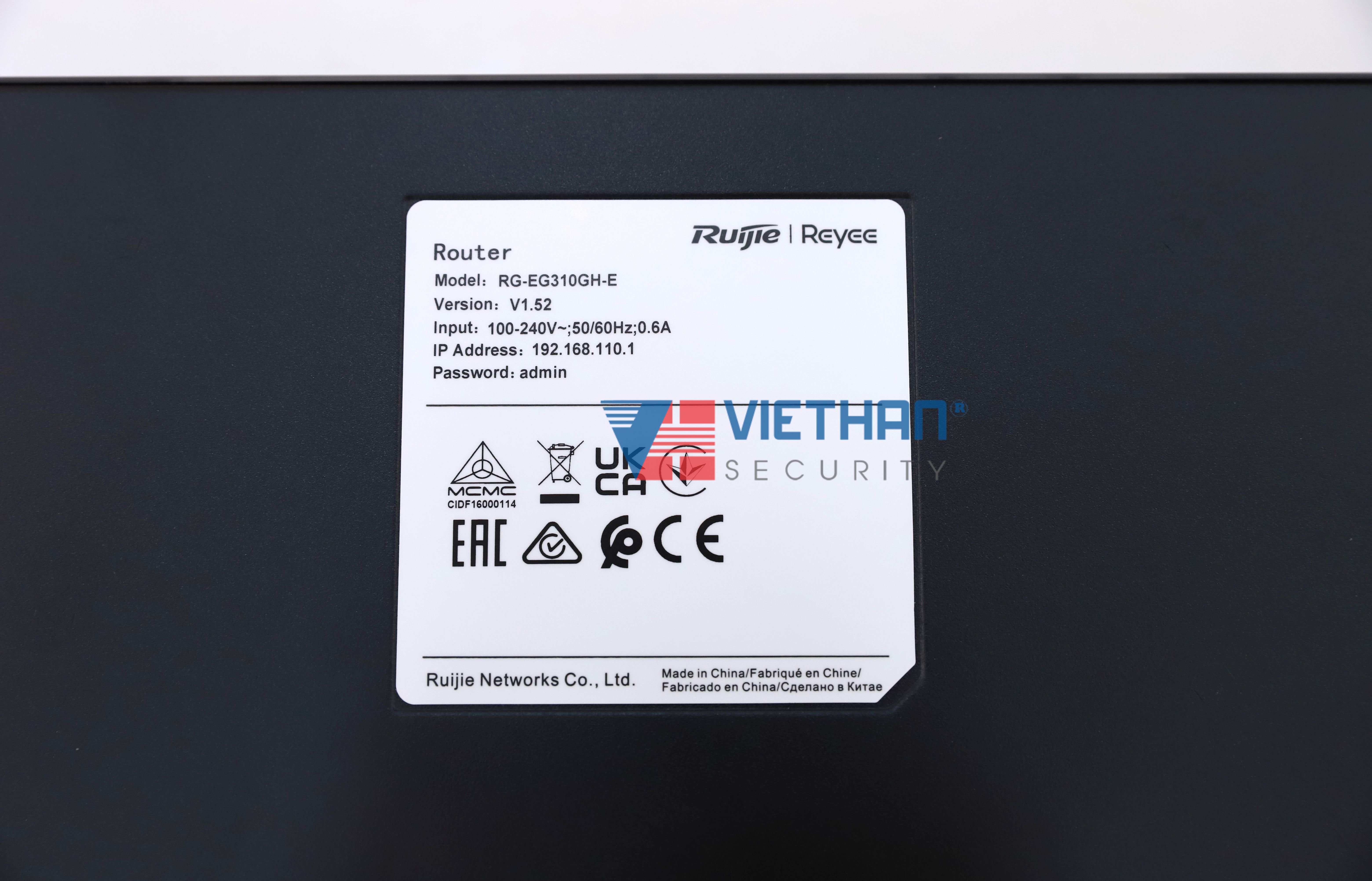 Smart Gateway 10 cổng Ruijie RG-EG310GH-E tốc độ 1.5Gbps, 300 người dùng đồng thời 