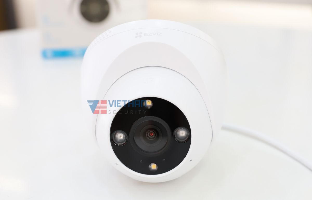 Camera wifi trong nhà Ezviz H4 2K hồng ngoại 30m, phát hiện người và phương tiện