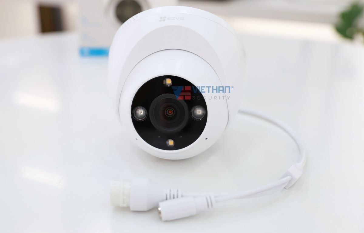 Camera wifi trong nhà Ezviz H4 2K hồng ngoại 30m, phát hiện người và phương tiện