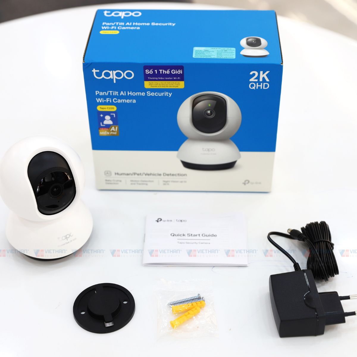 Camera wifi trong nhà 360 độ 2K QHD TP-Link Tapo C220 đàm thoại 2 chiều, phát hiện thông minh