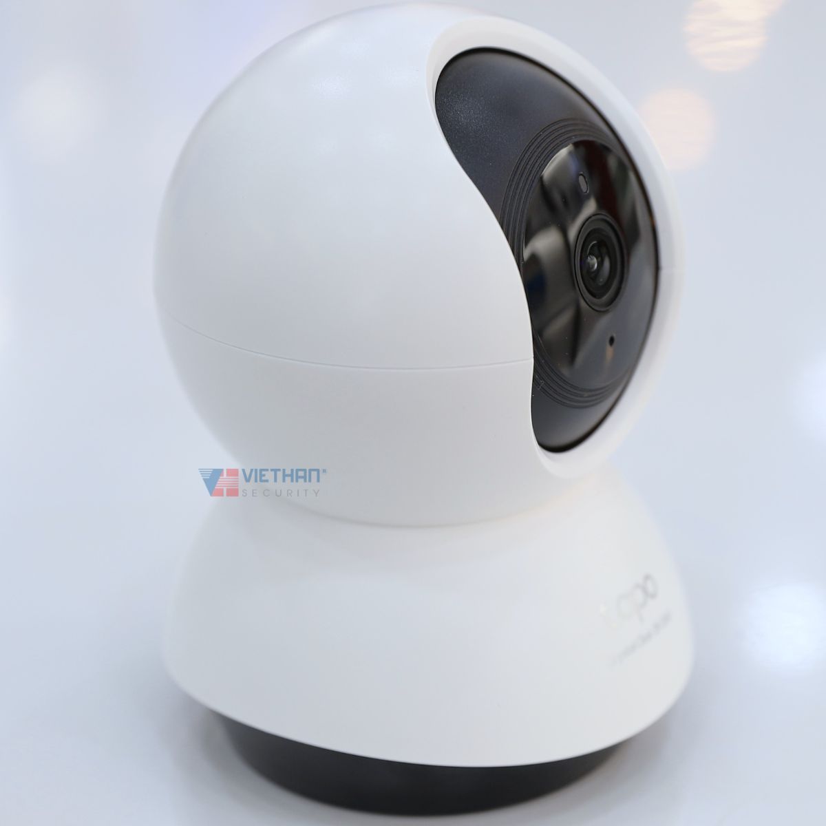 Camera wifi trong nhà 360 độ 2K QHD TP-Link Tapo C220 đàm thoại 2 chiều, phát hiện thông minh