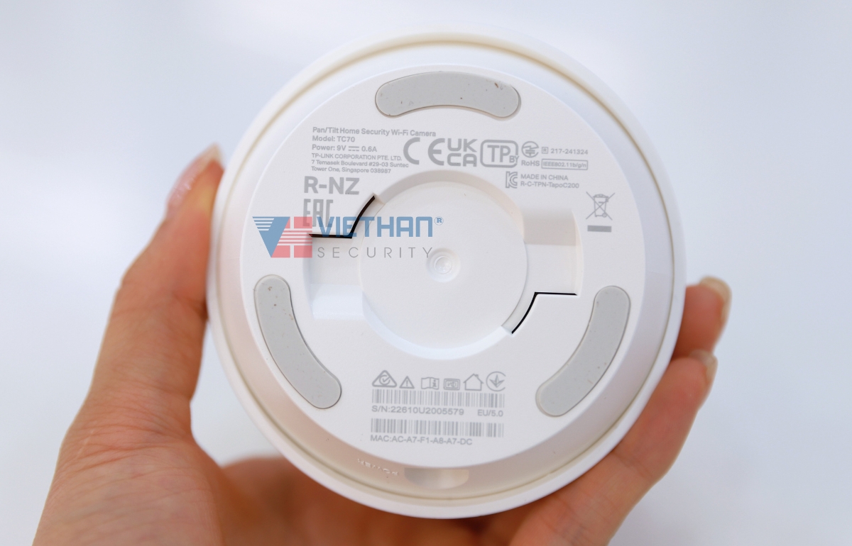 Camera wifi trong nhà 2MP 1080P TP-Link TC70 quay quét 360 độ, đàm thoại 2 chiều, phát hiện chuyển động