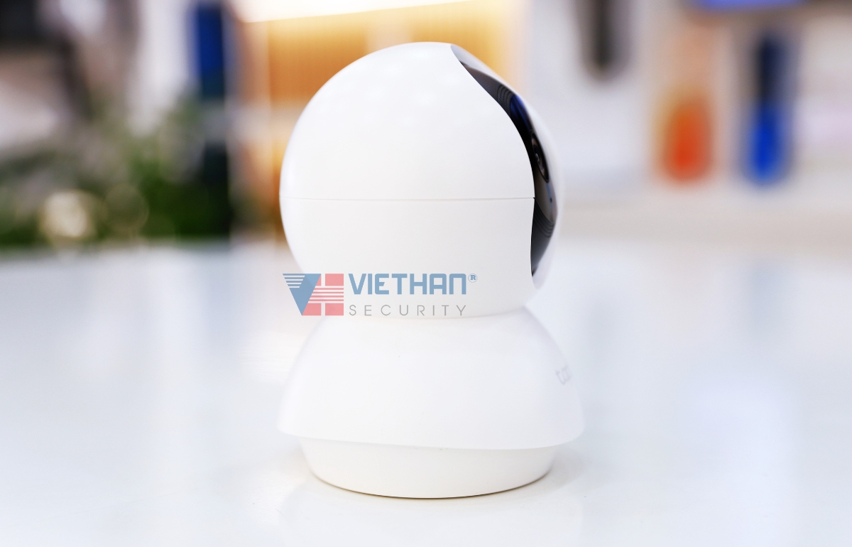 Camera wifi trong nhà 2MP 1080P TP-Link TC70 quay quét 360 độ, đàm thoại 2 chiều, phát hiện chuyển động
