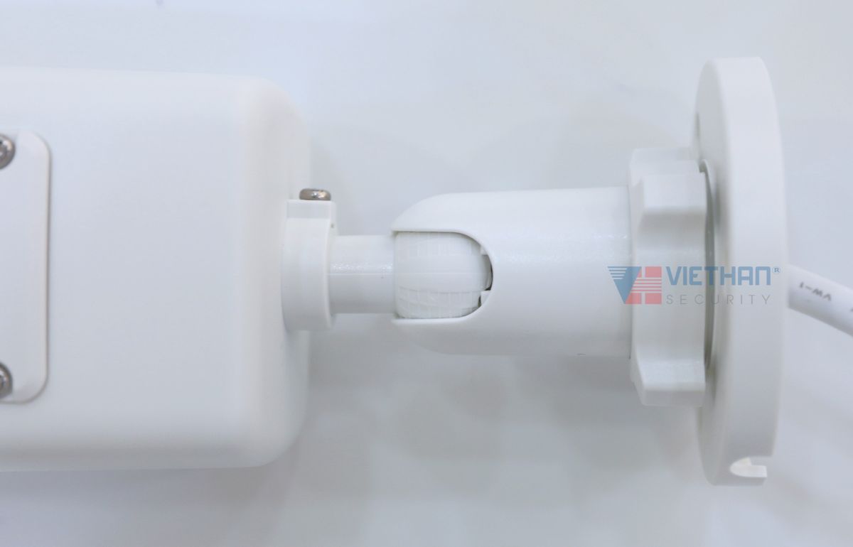 Camera IP colorvu hồng ngoại 30m Hikvision DS-2CD1047G2H-LIUF 4MP, WDR 120dB