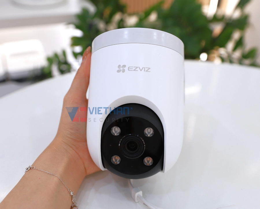 Camera Ezviz H8C pro 3K 5Mp wifi quay quét, AI phát hiện người xe cộ, còi và đèn